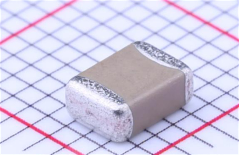 华科电容：从精密元件到超大尺寸电容的创新跨越